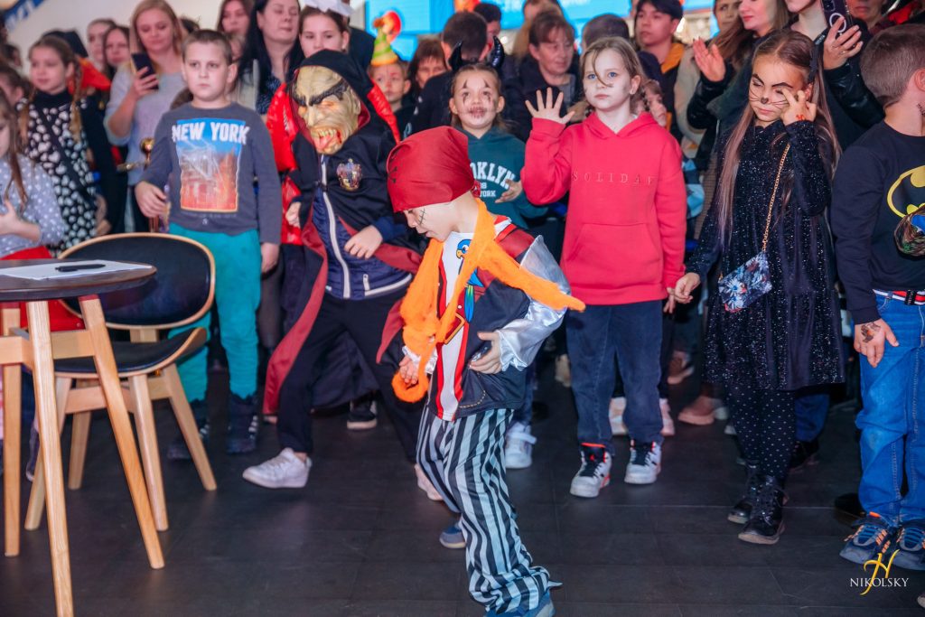 Nikolsky-Halloween-2023-(10)