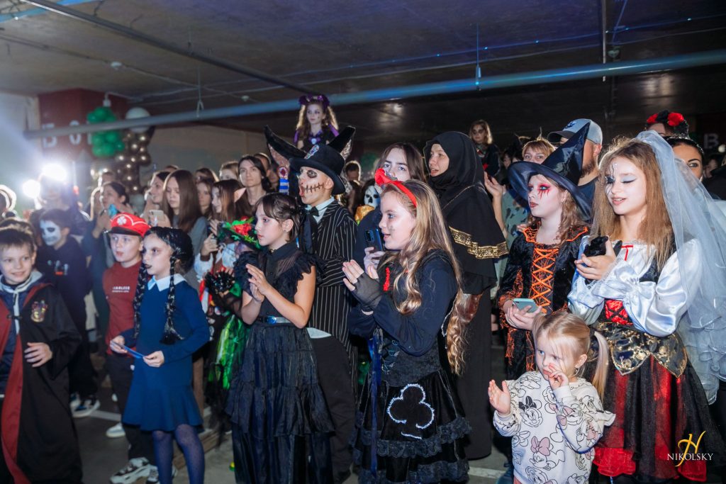 Nikolsky-Halloween-2023-(115)