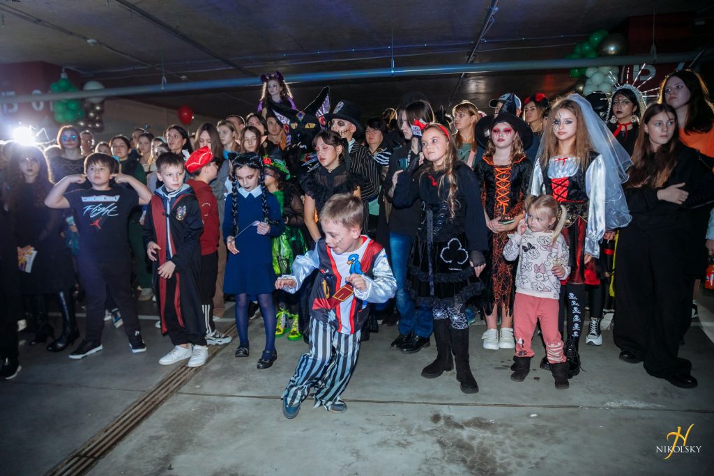 Nikolsky-Halloween-2023-(116)