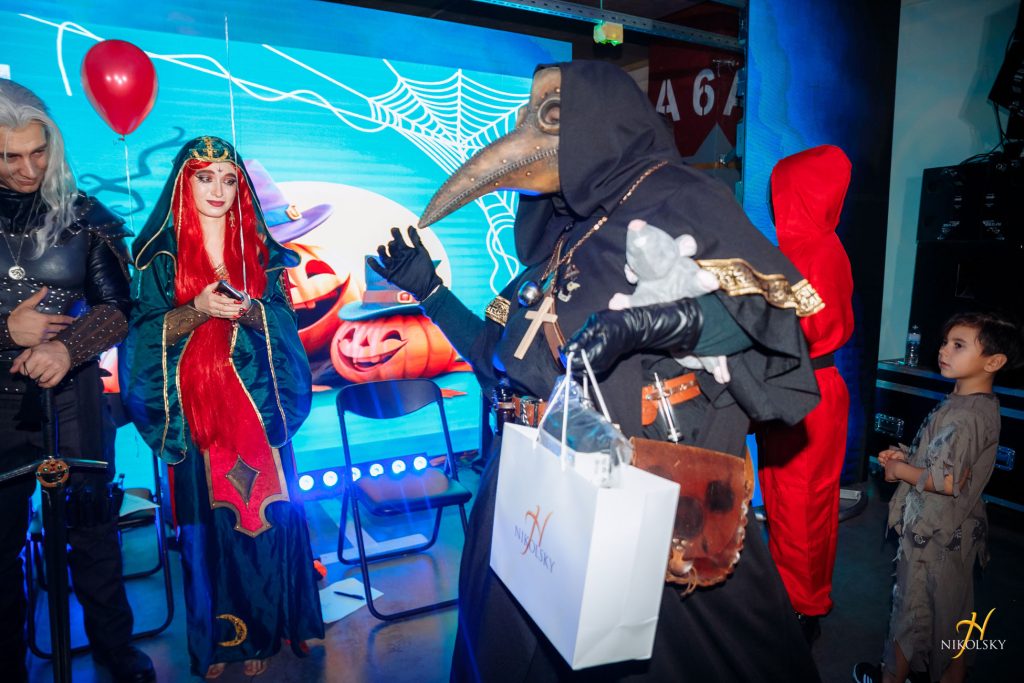 Nikolsky-Halloween-2023-(125)