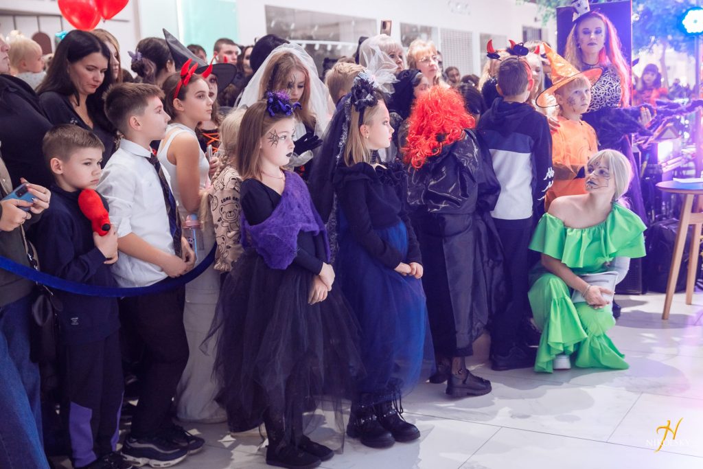 Nikolsky-Halloween-2023-(19)