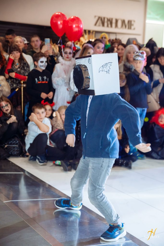 Nikolsky-Halloween-2023-(64)