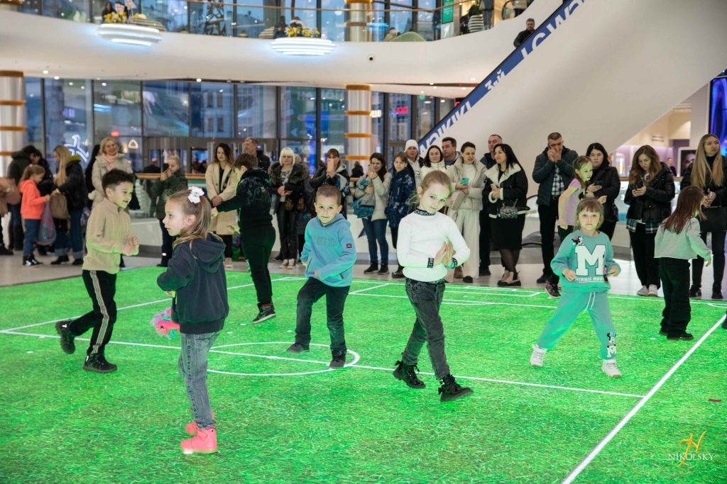 Nikolsky-Панда-Паті-(14)