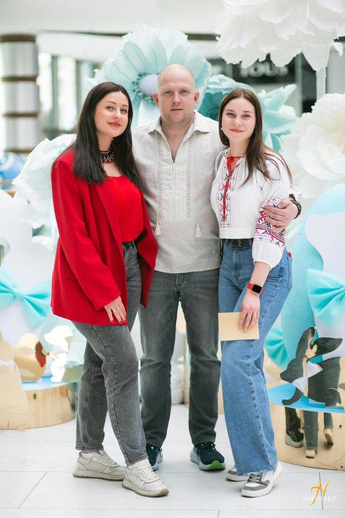 ТРЦ-Нікольський-День-вишиванки-2024-(23)