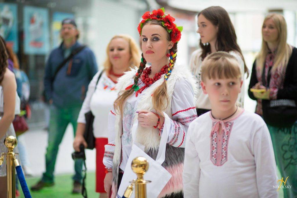 ТРЦ-Нікольський-День-вишиванки-2024-(3)