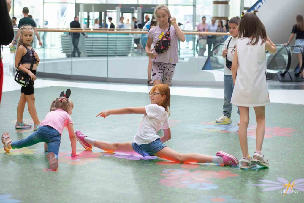 ДНИ-ЛЕТНЕГО-ШОППИНГА-ТРЦ-Nikolsky-(34)