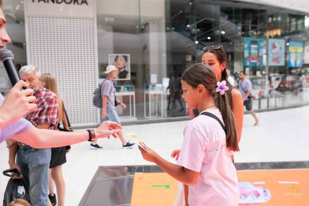 ДНИ-ЛЕТНЕГО-ШОППИНГА-ТРЦ-Nikolsky-(39)
