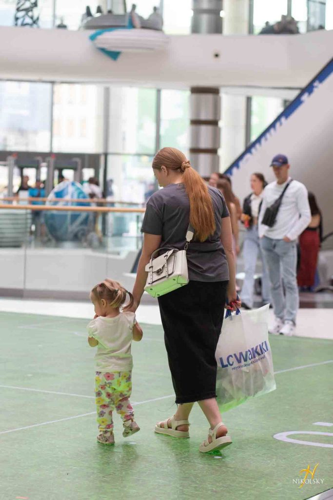 ДНИ-ЛЕТНЕГО-ШОППИНГА-ТРЦ-Nikolsky-(54)