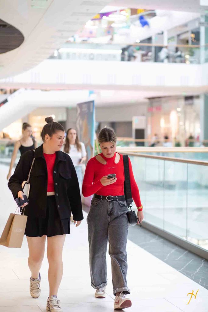 ДНИ-ЛЕТНЕГО-ШОППИНГА-ТРЦ-Nikolsky-(93)