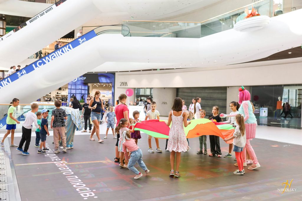 28-вересня-Анімаційна-програма-Чарлі-та-шоколадна-фабрика-(фотозвіт)-(16)