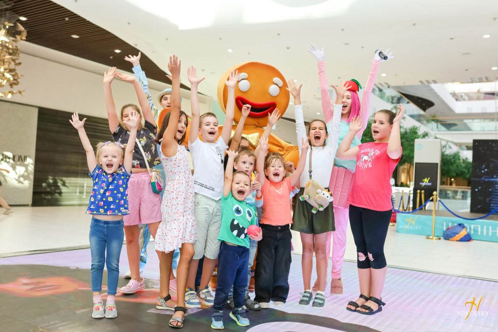 28-вересня-Анімаційна-програма-Чарлі-та-шоколадна-фабрика-(фотозвіт)-(28)