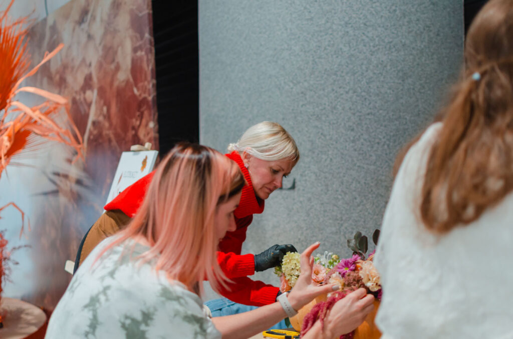 13-жовтня-Флористичний-майстер-клас-(фотозвіт)-(40)