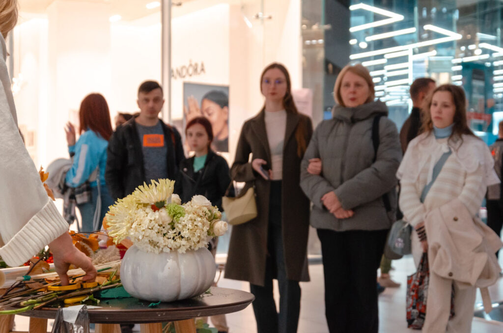 13-жовтня-Флористичний-майстер-клас-(фотозвіт)-(7)