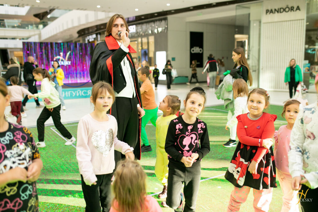 26-жовтня-Анімаційна-програма-“Дракула”-(фотозвіт)-(27)