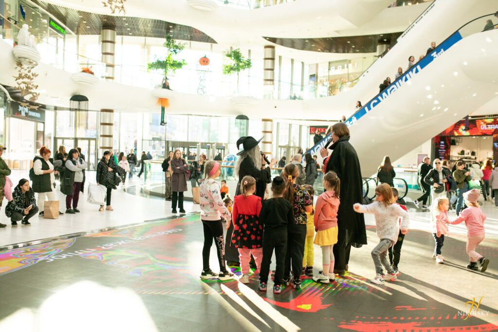 26-жовтня-Анімаційна-програма-“Дракула”-(фотозвіт)-(32)