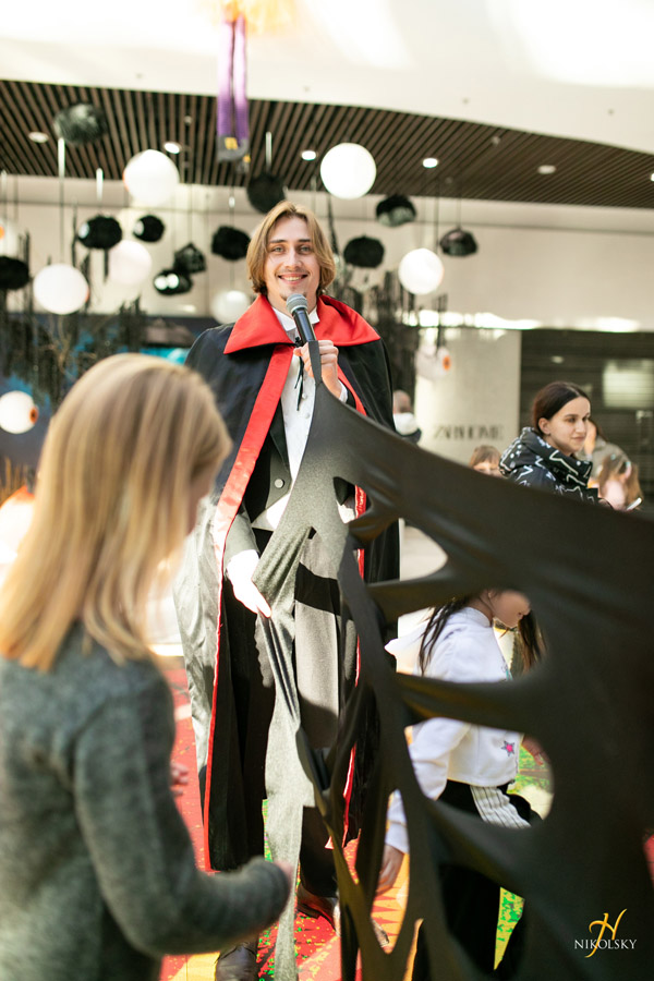 26-жовтня-Анімаційна-програма-“Дракула”-(фотозвіт)-(40)