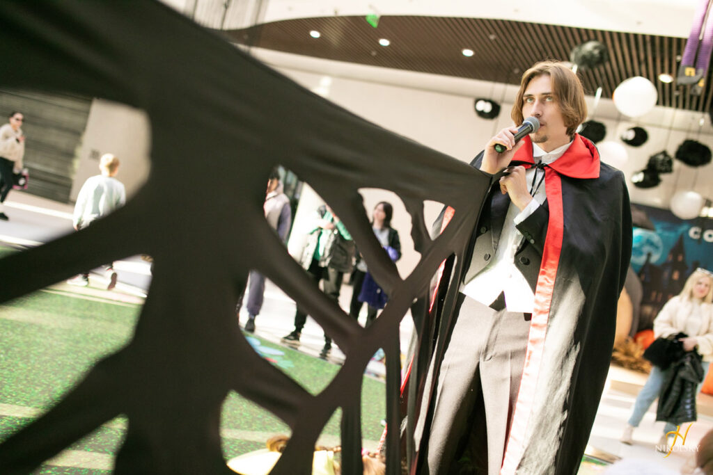 26-жовтня-Анімаційна-програма-“Дракула”-(фотозвіт)-(41)