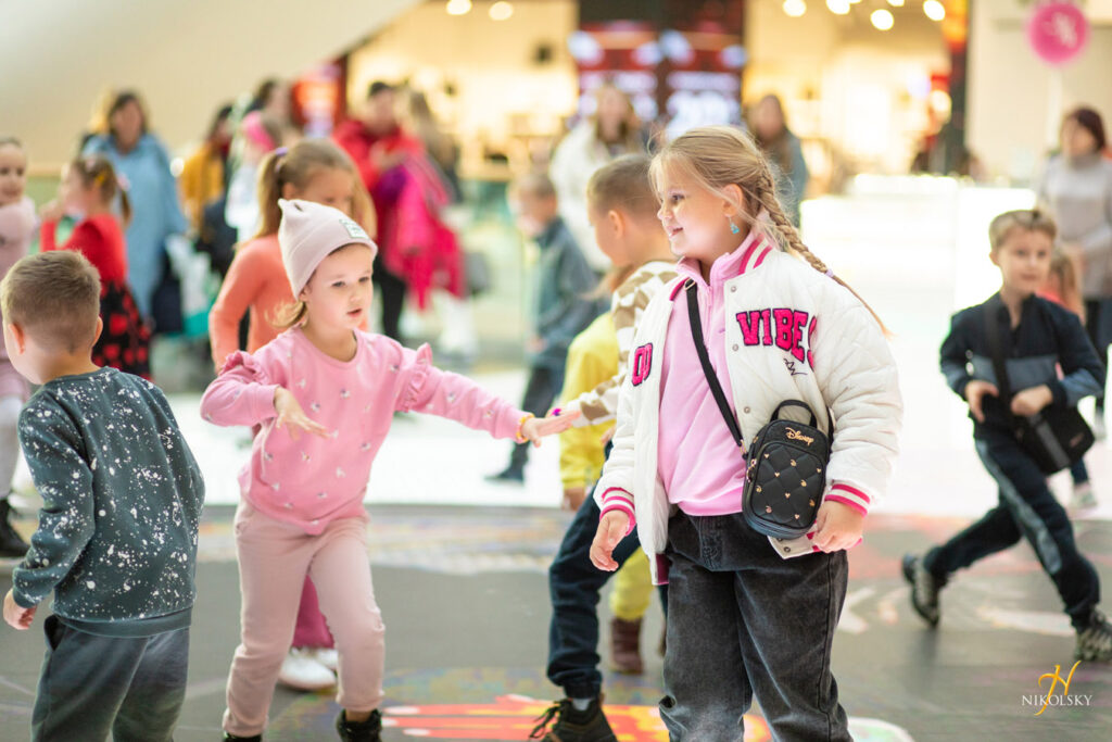 26-жовтня-Анімаційна-програма-“Дракула”-(фотозвіт)-(8)