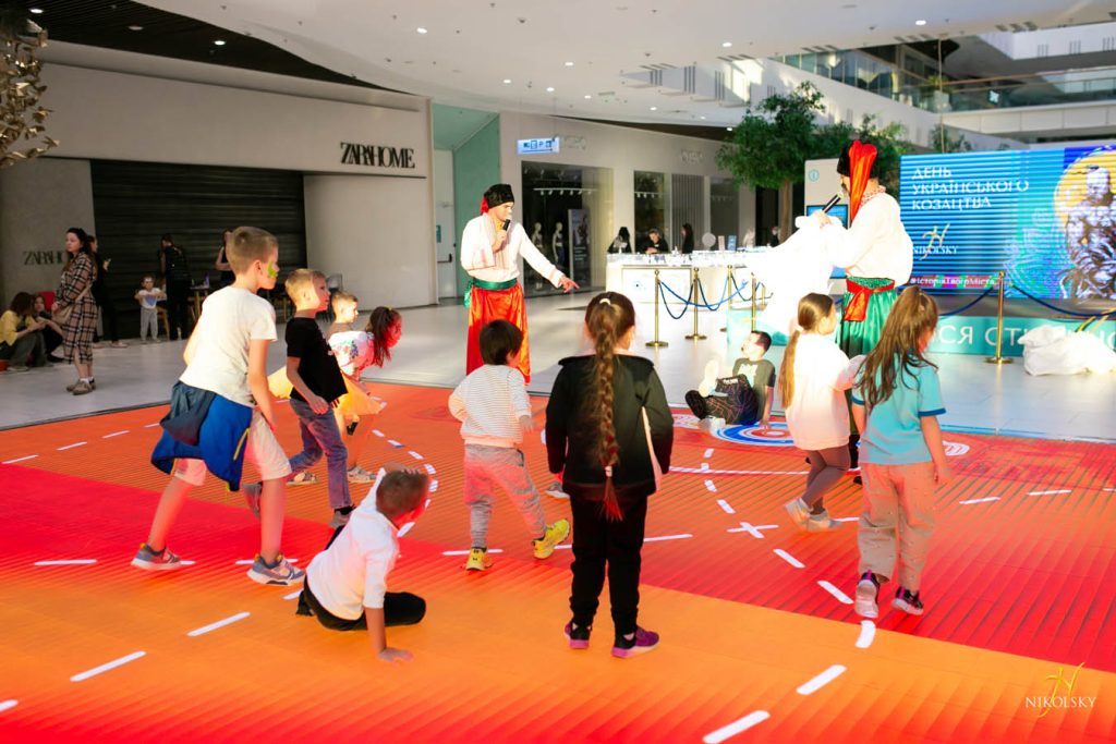 День-козацтва-в-ТРЦ-Nikolsky-(13)