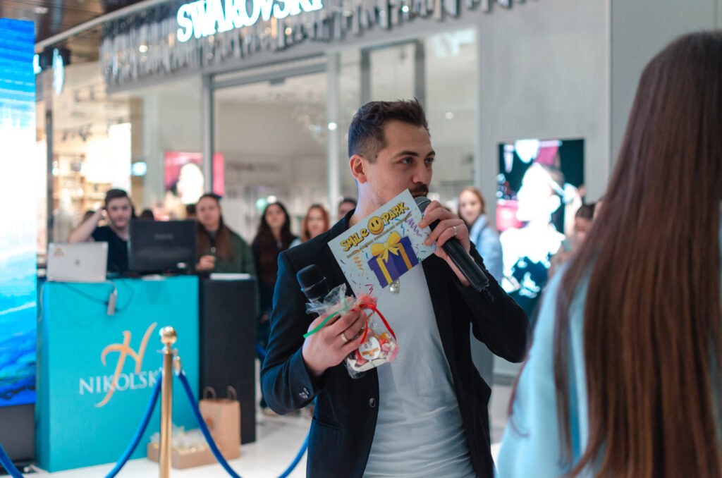 3-листопада-Караоке-на-екрані-(фотозвіт)-(13)