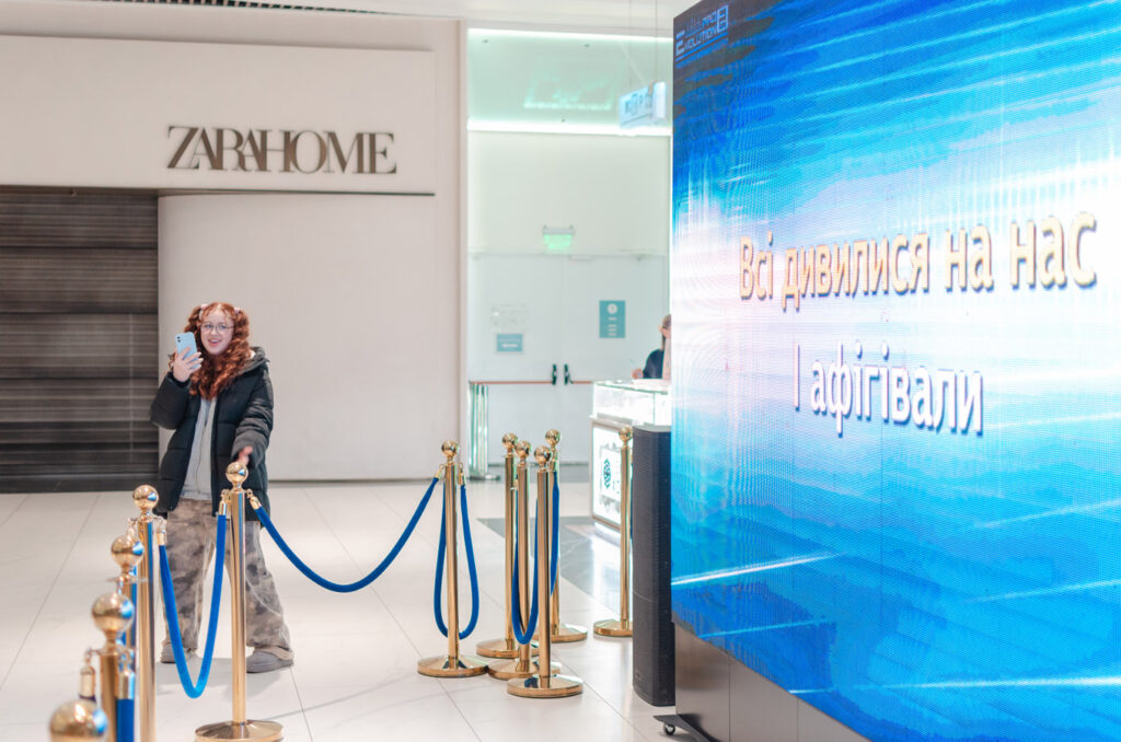 3-листопада-Караоке-на-екрані-(фотозвіт)-(16)