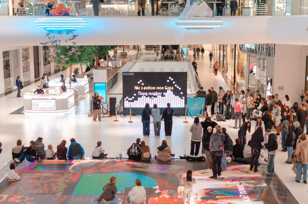 3-листопада-Караоке-на-екрані-(фотозвіт)-(18)