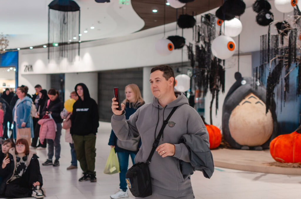 3-листопада-Караоке-на-екрані-(фотозвіт)-(33)