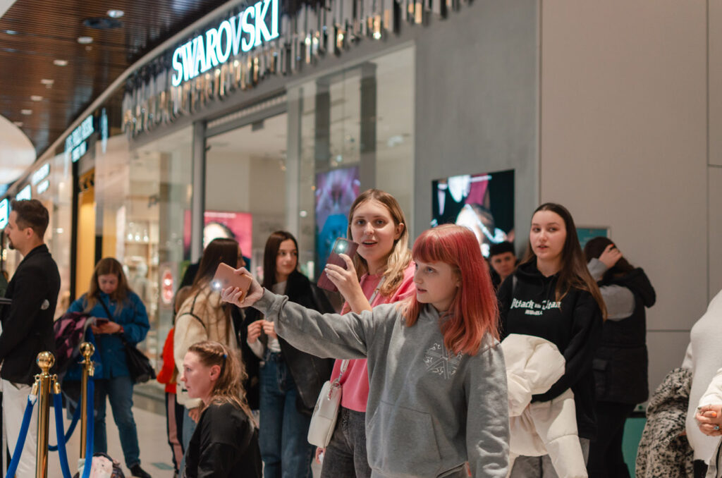 3-листопада-Караоке-на-екрані-(фотозвіт)-(52)