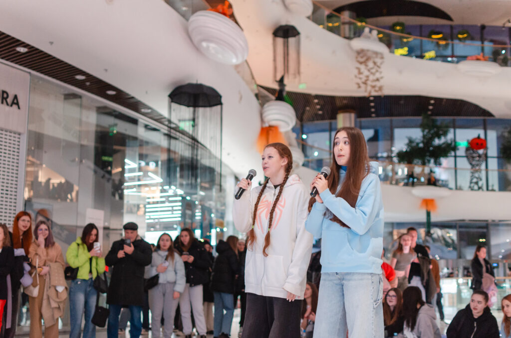 3-листопада-Караоке-на-екрані-(фотозвіт)-(9)