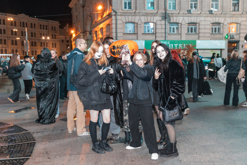 31-жовтня-Хелловін.-Конкурс-костюмів-(фотозвіт)-(100)