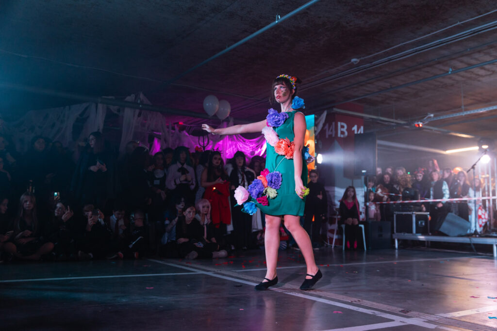 31-жовтня-Хелловін.-Конкурс-костюмів-(фотозвіт)-(131)