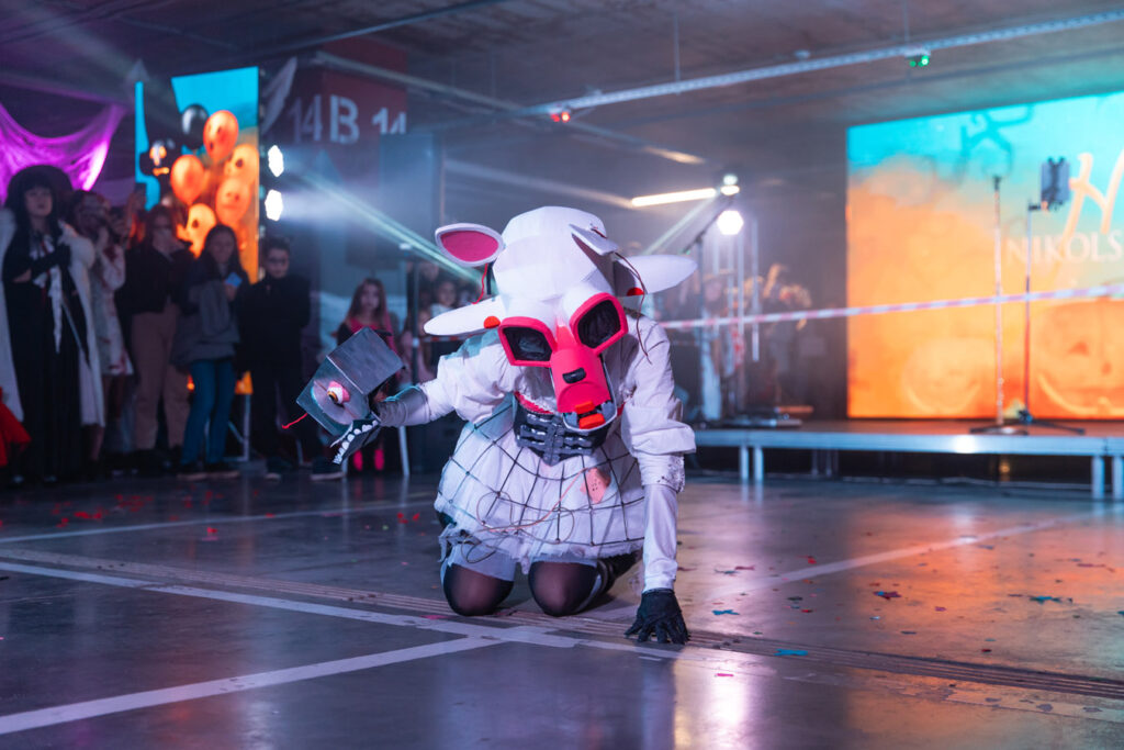 31-жовтня-Хелловін.-Конкурс-костюмів-(фотозвіт)-(136)