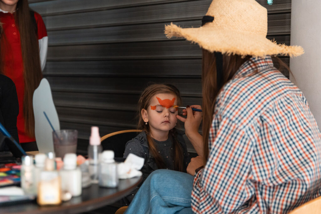 31-жовтня-Хелловін.-Конкурс-костюмів-(фотозвіт)-(139)