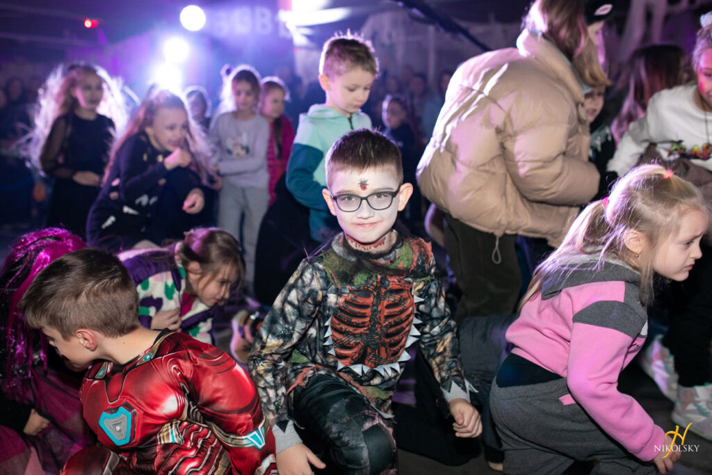 31-жовтня-Хелловін.-Конкурс-костюмів-(фотозвіт)-(148)
