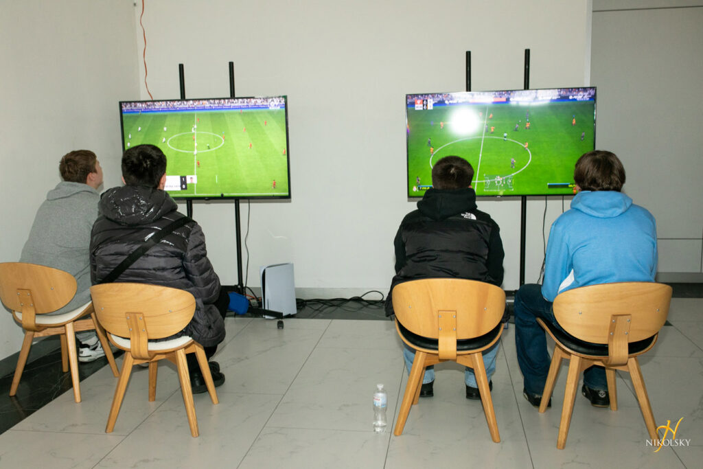 31-жовтня-Хелловін.-Конкурс-костюмів-(фотозвіт)-(155)