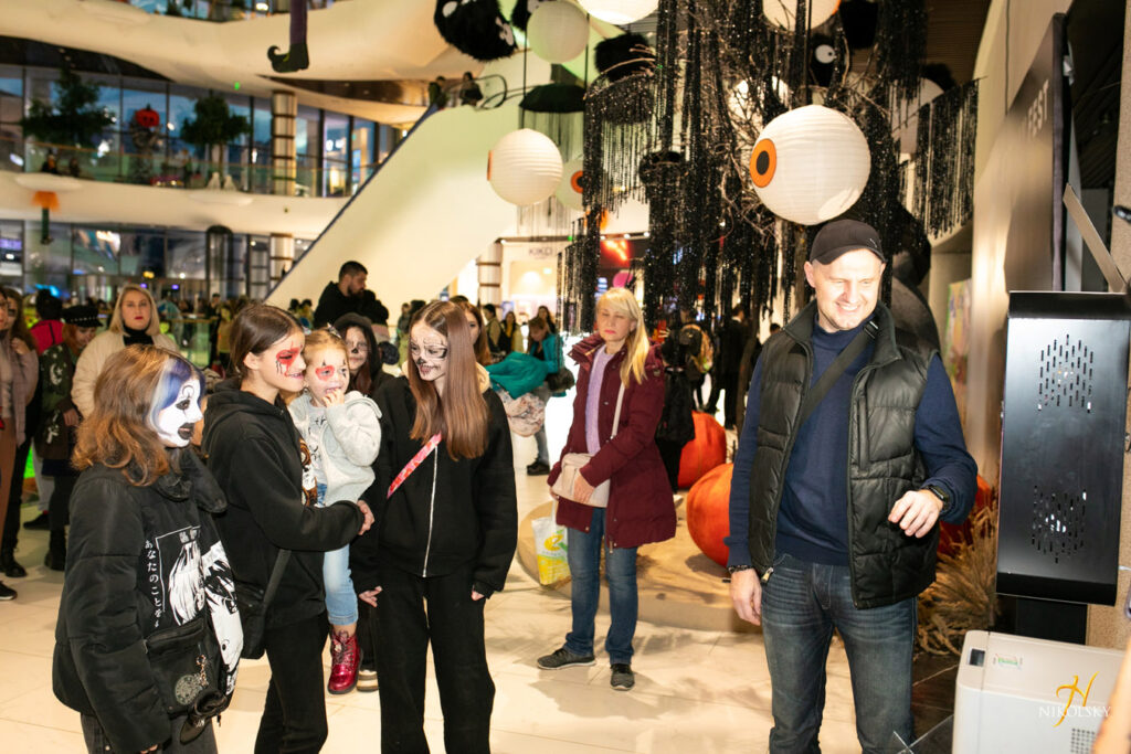 31-жовтня-Хелловін.-Конкурс-костюмів-(фотозвіт)-(165)