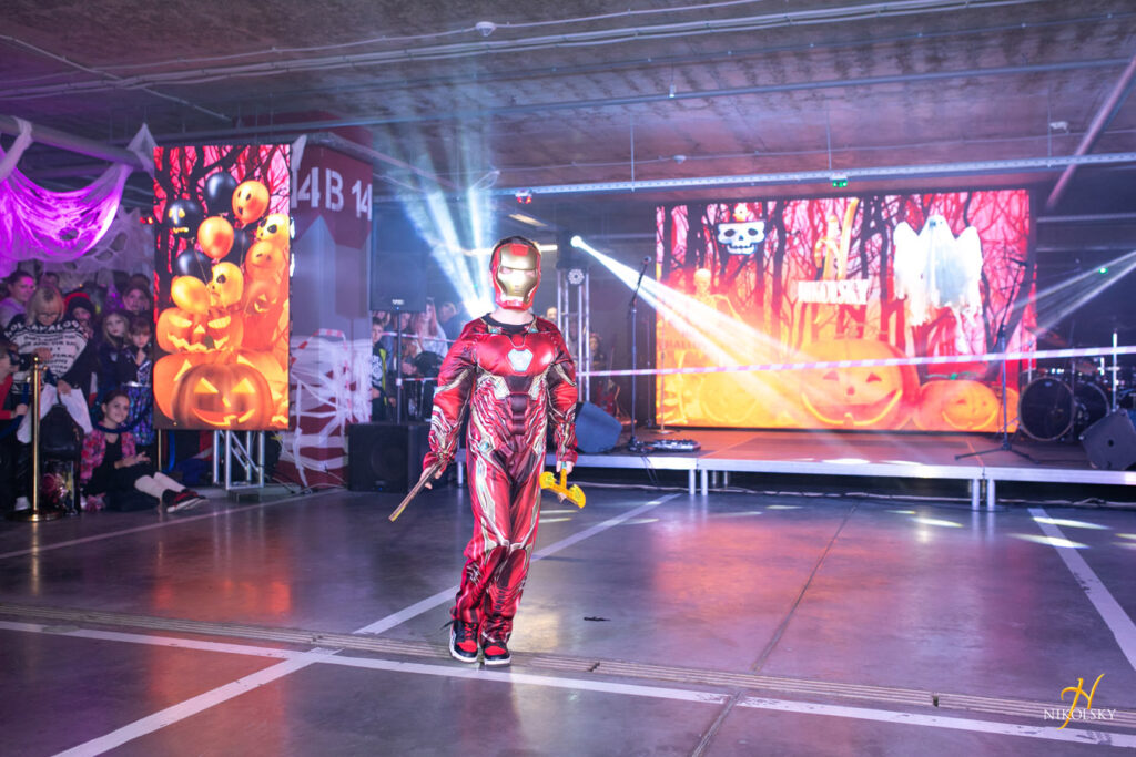 31-жовтня-Хелловін.-Конкурс-костюмів-(фотозвіт)-(172)