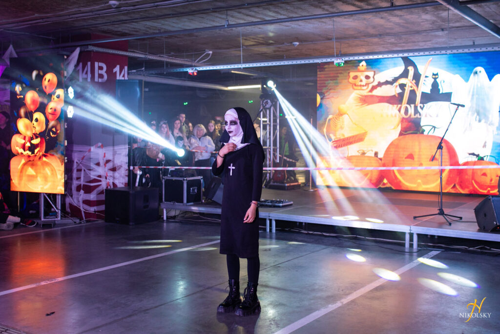 31-жовтня-Хелловін.-Конкурс-костюмів-(фотозвіт)-(189)