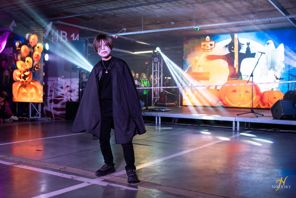 31-жовтня-Хелловін.-Конкурс-костюмів-(фотозвіт)-(191)