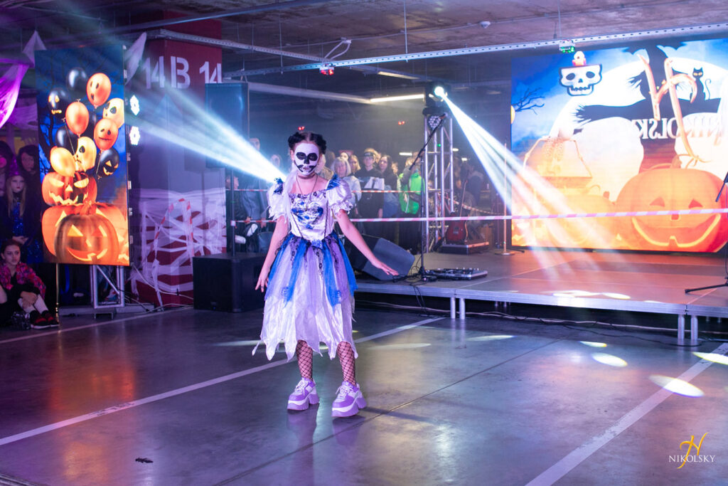 31-жовтня-Хелловін.-Конкурс-костюмів-(фотозвіт)-(194)