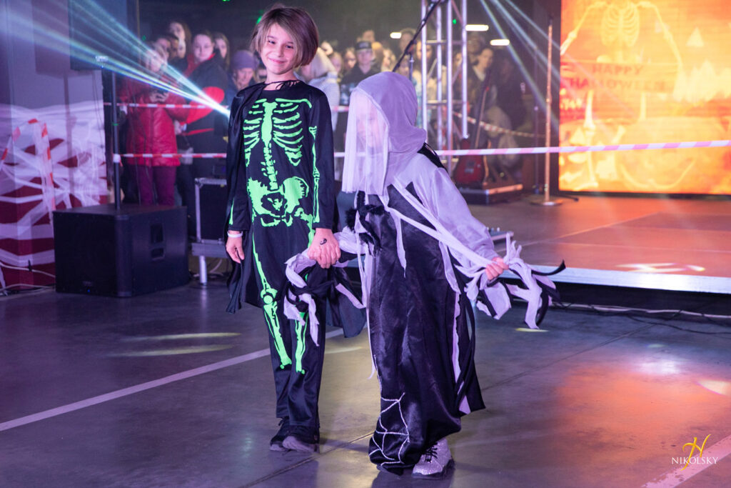 31-жовтня-Хелловін.-Конкурс-костюмів-(фотозвіт)-(206)