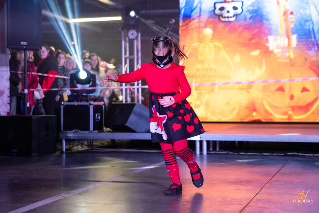 31-жовтня-Хелловін.-Конкурс-костюмів-(фотозвіт)-(214)