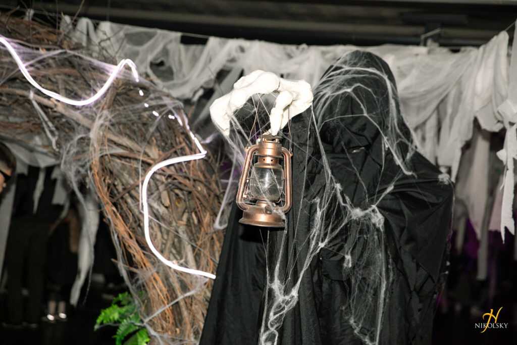 31-жовтня-Хелловін.-Конкурс-костюмів-(фотозвіт)-(220)