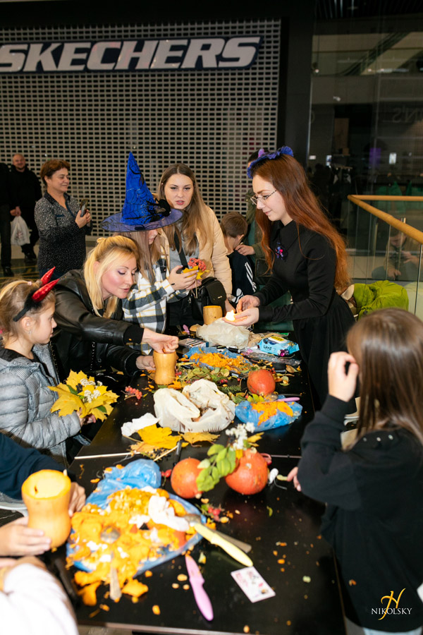 31-жовтня-Хелловін.-Конкурс-костюмів-(фотозвіт)-(225)