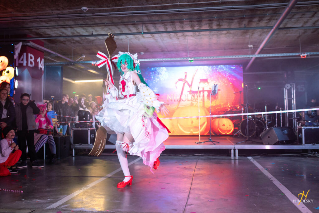 31-жовтня-Хелловін.-Конкурс-костюмів-(фотозвіт)-(243)