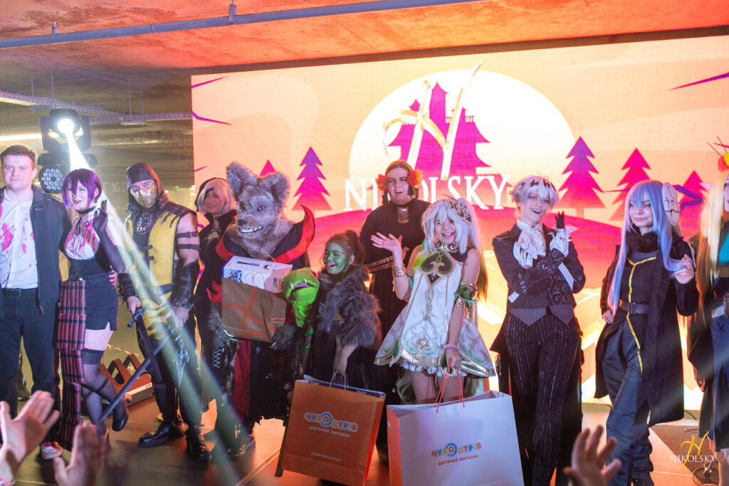 31-жовтня-Хелловін.-Конкурс-костюмів-(фотозвіт)-(267)