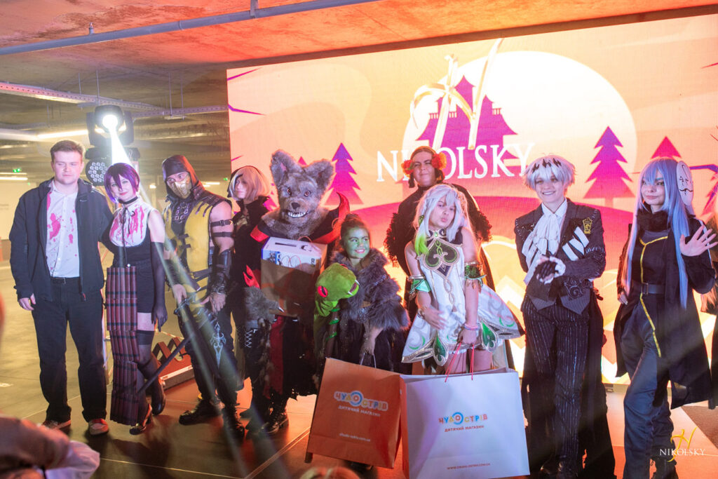 31-жовтня-Хелловін.-Конкурс-костюмів-(фотозвіт)-(268)