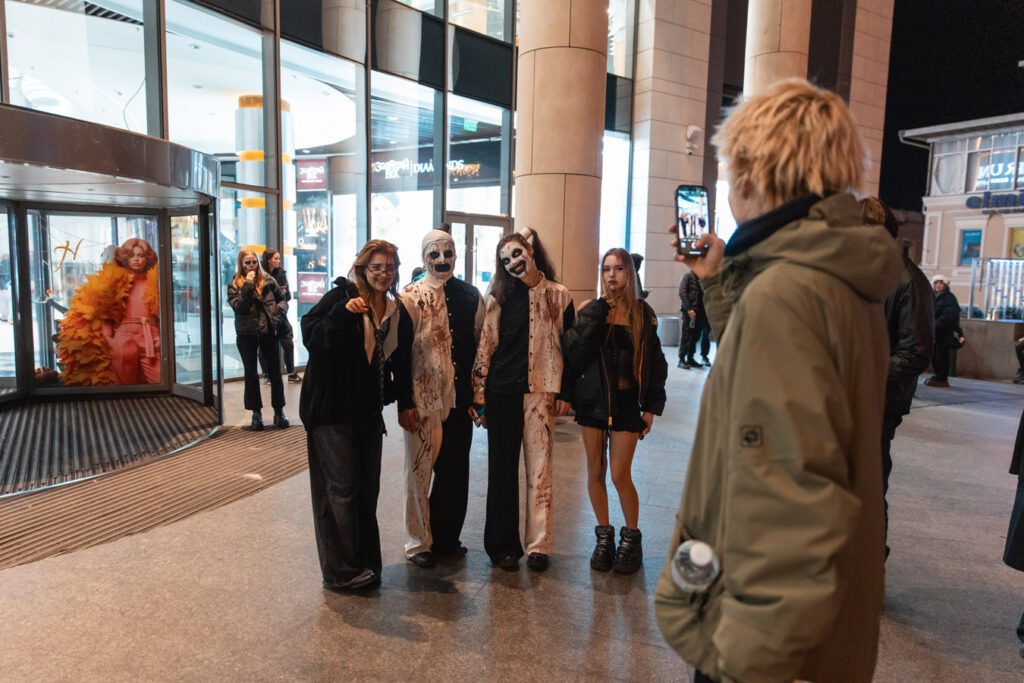 31-жовтня-Хелловін.-Конкурс-костюмів-(фотозвіт)-(41)