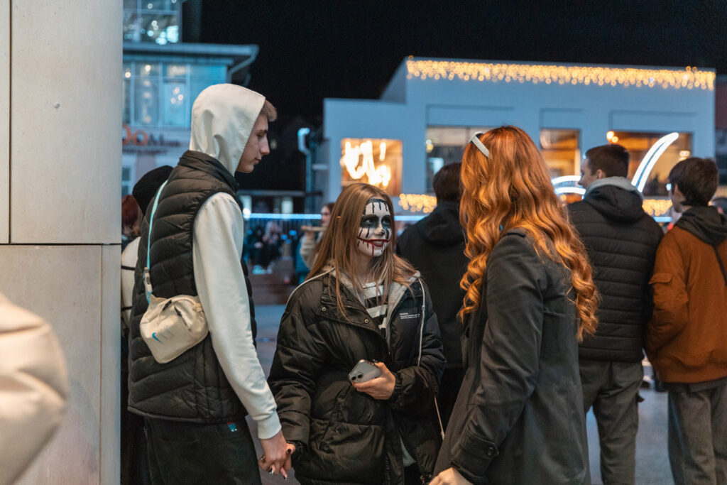 31-жовтня-Хелловін.-Конкурс-костюмів-(фотозвіт)-(97)