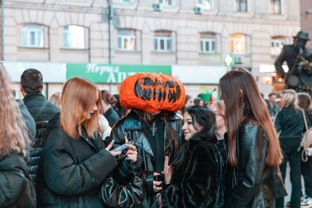 31-жовтня-Хелловін.-Конкурс-костюмів-(фотозвіт)-(99)